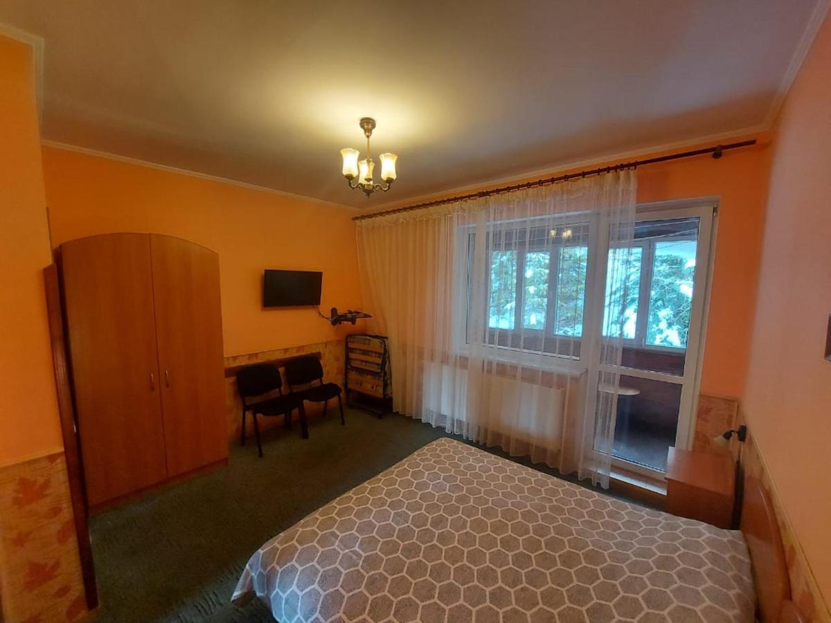 Затишок Villa Tysovets Eksteriør billede