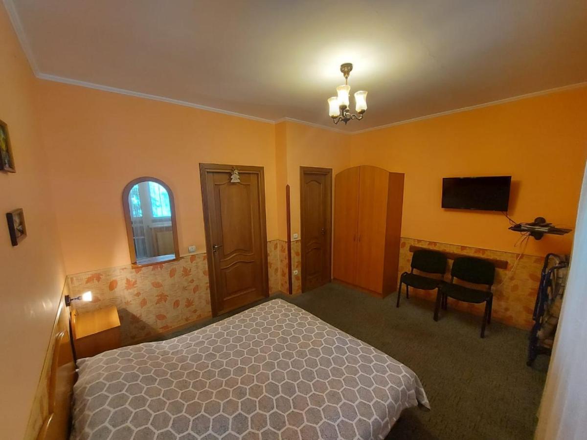 Затишок Villa Tysovets Eksteriør billede